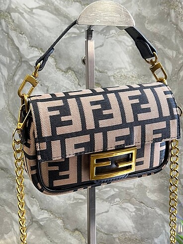 Fendi Çanta