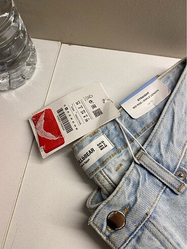 Pull and Bear Pull and bear straight jean