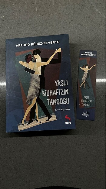Yaşlı muhafızın tangosu ayraçlı