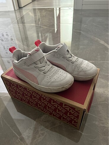 Puma spor ayakkabı