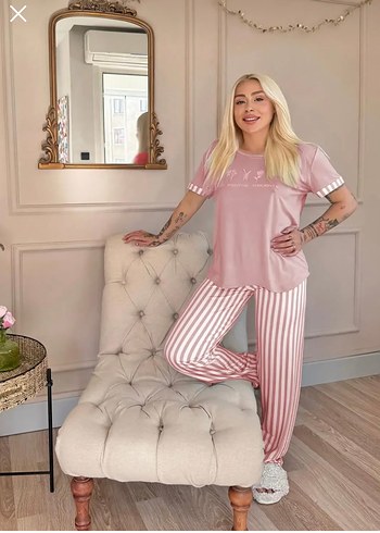 Pembe Çizgili Midi Kadın Pijama Takımı