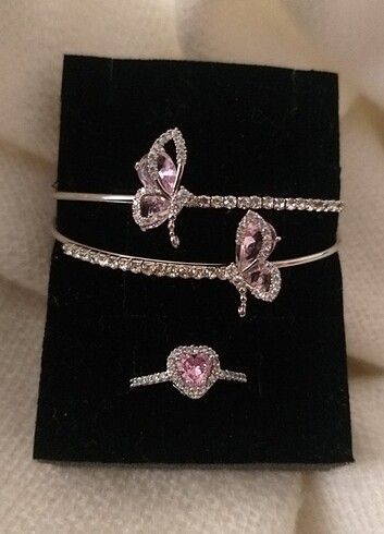 Pink butterflies kelepce bileklik ve pembe pandora yuzuk