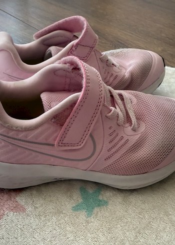 Nike Kız Spor Ayakkabı