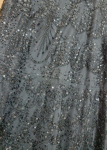 Uzun Siyah Boncuk İşlemeli Kadın Abiye Elbise - Görsel 2