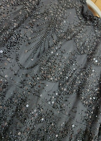 Uzun Siyah Boncuk İşlemeli Kadın Abiye Elbise - Görsel 3