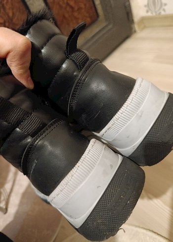 Siyah Kürklü Kadın Dolgu Topuk Bot - Görsel 3