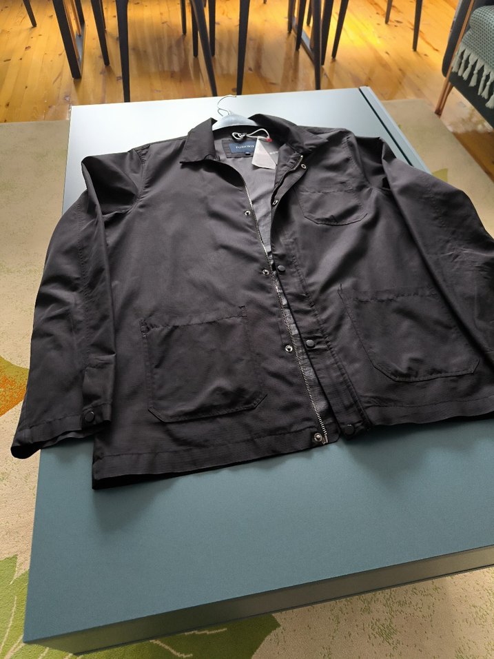 Fabrika marka Düğmeli Siyah Erkek Midi Ceket L beden - Görsel 4