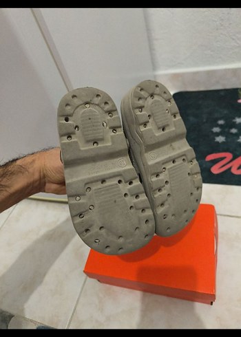 Kız Çocuk Gri Tokalı Terlik 28 numara - Görsel 4