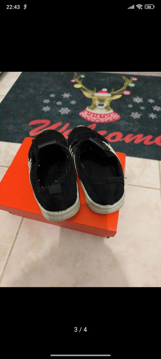 Renkli Baskılı Siyah Bağcıklı Erkek Spor Ayakkabı - Görsel 3