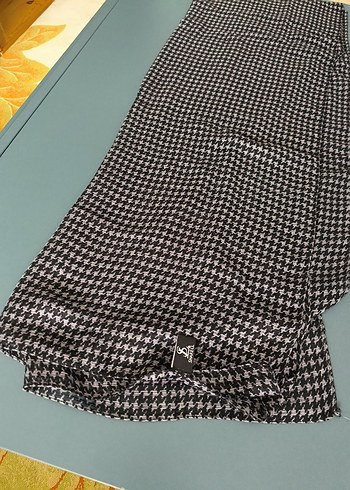 Sharell marka şal eşarp - Görsel 2