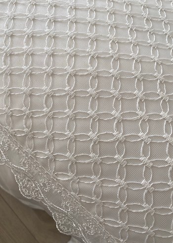 Beyaz çift kişilik Yatak Örtüsü - Görsel 3