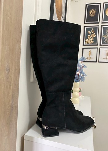 Siyah Süet Çizme - Görsel 4
