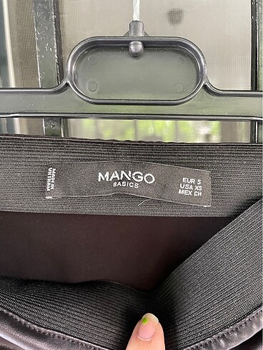 Mango MANGO SUNİ DERİ ETEK????