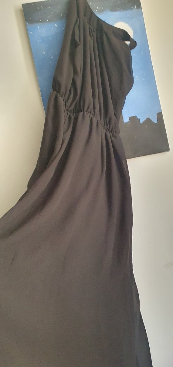 Siyah Drapeli Uzun Askılı Elbise - Görsel 3