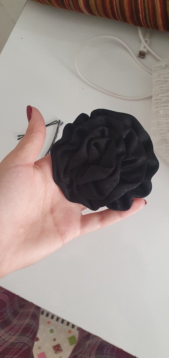 Siyah Drapeli Uzun Askılı Elbise - Görsel 2