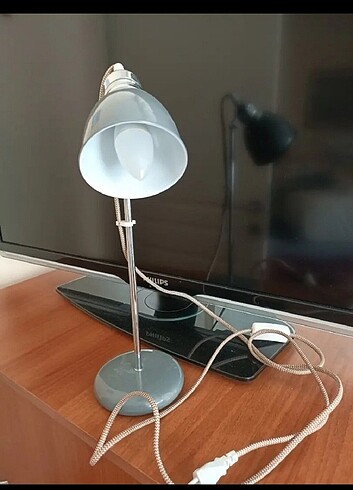 Ikea masa lambası 