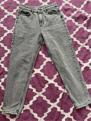 Mom jeans