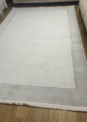 Gri Kenarlı Modern Beyaz Halı - Görsel 2