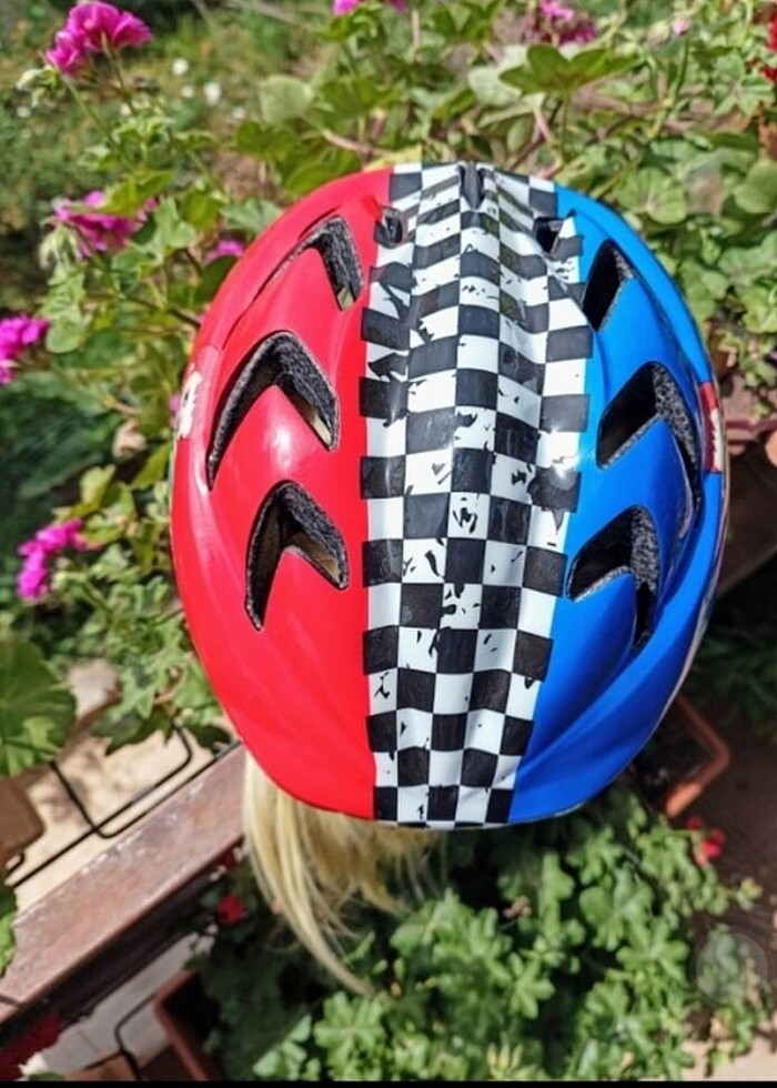 MOON MAVİ/KIRMIZI PATEN BİSİKLET KASKI - Görsel 4