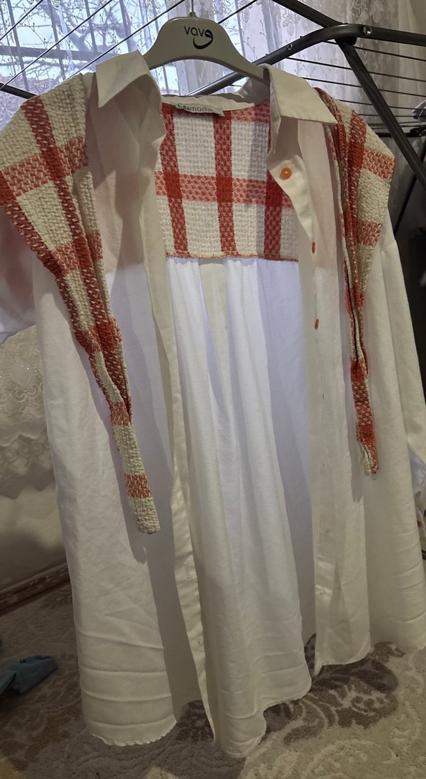 Uzun Kollu Beyaz Nakışlı Bohem Gömlek - Görsel 2