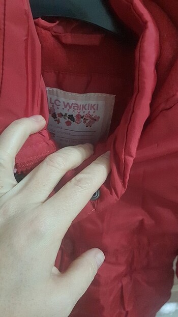 LC Waikiki Sıfır 15-16 yaş kırmızı çocuk mont