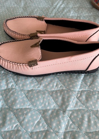 Pembe Deri Tokalı Kadın Ayakkabı - Görsel 2