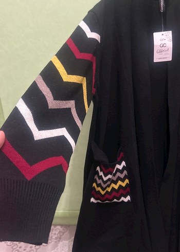 Uzun Siyah Desenli Kadın Hırka - Görsel 2