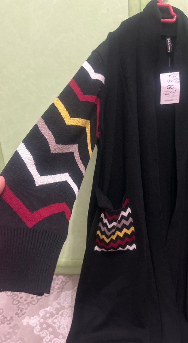 Uzun Siyah Desenli Kadın Hırka - Görsel 2