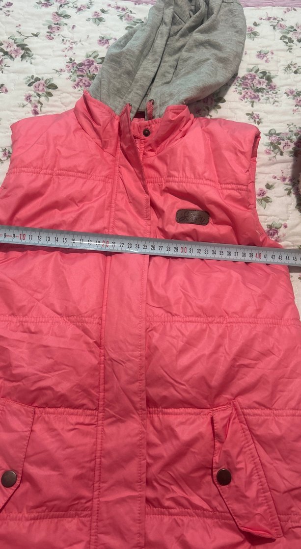 Kız Çocuk Pembe Kapüşonlu Fermuarlı Yelek - Görsel 4