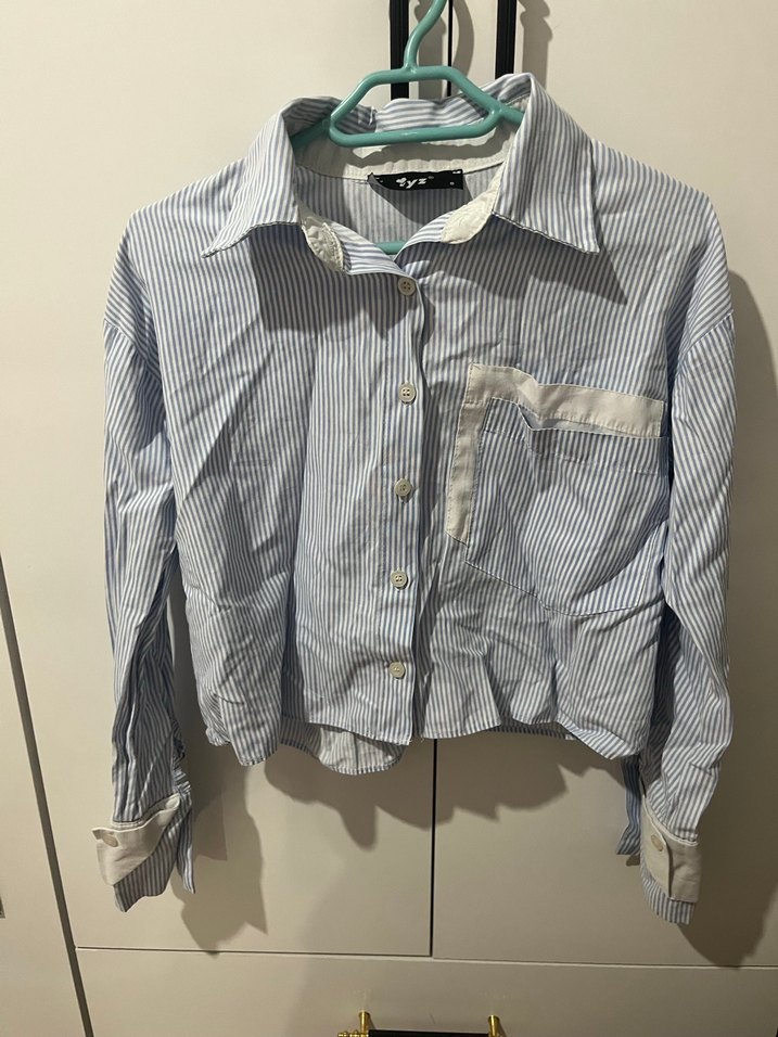 Düğmeli Uzun Kollu Mavi Kadın Gömlek - Görsel 4