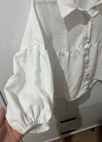 Beyaz pamuklu Düğmeli Gömlek - Görsel 3