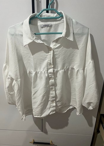 Beyaz pamuklu Düğmeli Gömlek - Görsel 4
