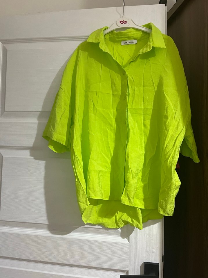 Yeşil gömlek - Görsel 2