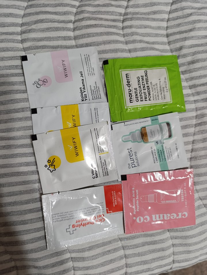 COSMED GÜNEŞ KREMİ TESTERLAR VE ENZİM PEELİNG HEDİYE - Görsel 2