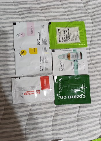 COSMED GÜNEŞ KREMİ TESTERLAR VE ENZİM PEELİNG HEDİYE - Görsel 2