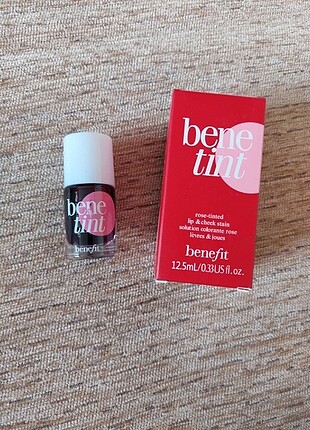 Benefit benetint allık