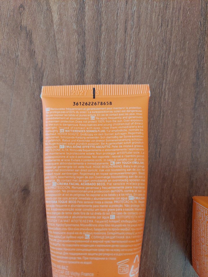 Vichy Capital Soleil SPF 50 Güneş Kremi - Görsel 3