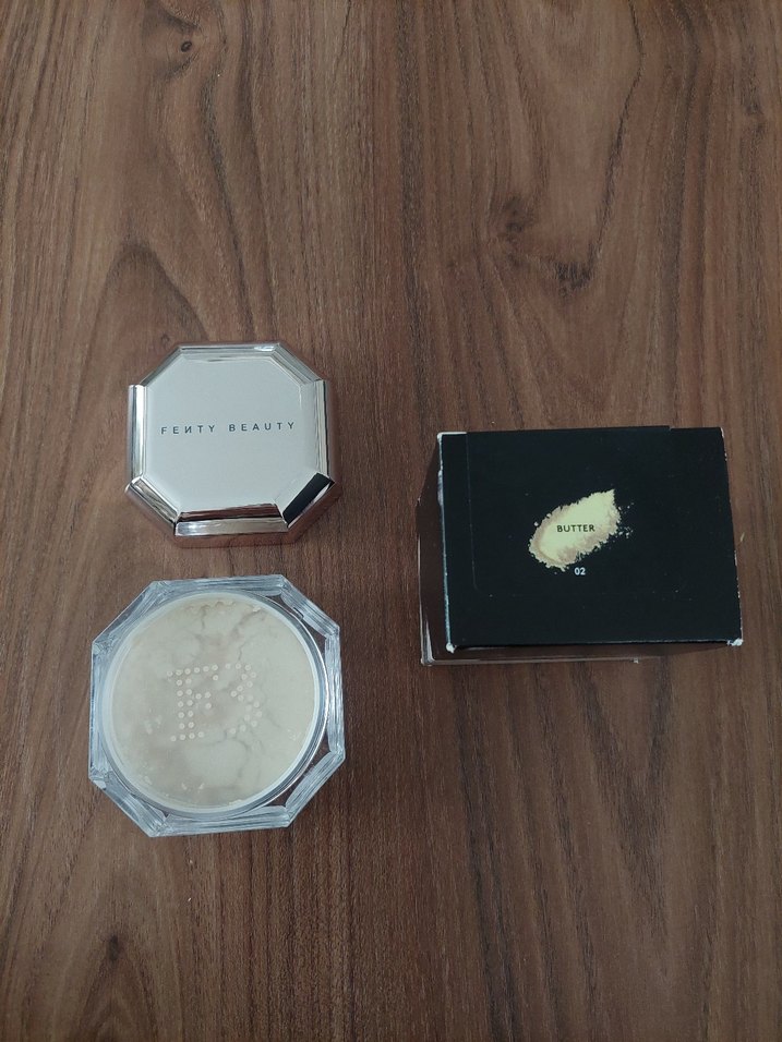 Fenty Beauty Pro Filt'r Kapatıcı Pudra - Görsel 2