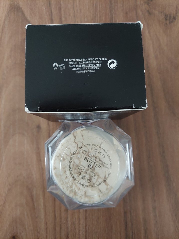 Fenty Beauty Pro Filt'r Kapatıcı Pudra - Görsel 3