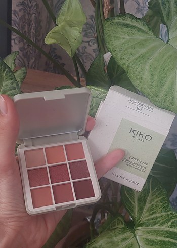 Kiko green me far paleti