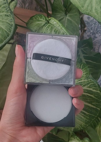 GIVENCHY Givenchy Prisme Libre Parlak Bej Pudra