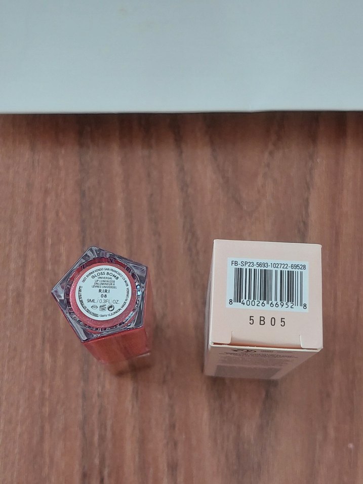 Fenty Beauty Gloss Bomb Parlatıcı - Görsel 2