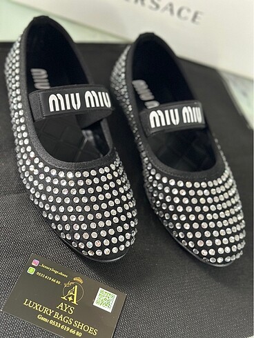 Miu Miu Taşlı Miu Miu babet