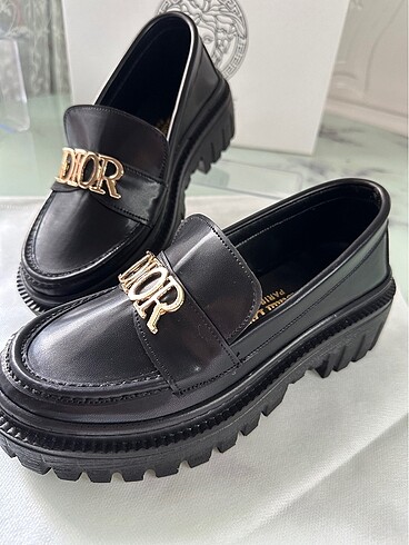 37 Beden Dior Loafer