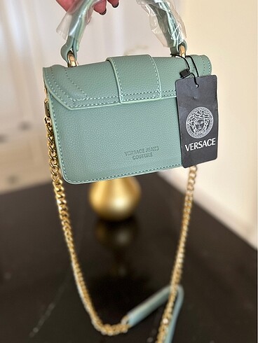  Beden Versace
