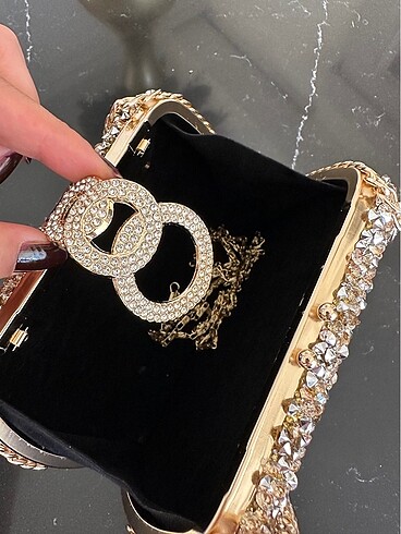 Gold taşlı abiye çantası - Görsel 6