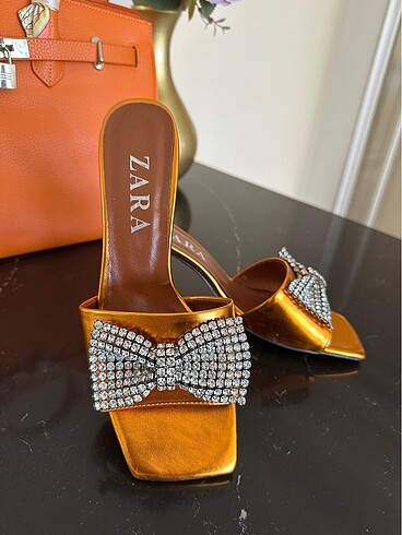 Zara topuklu terlik - Görsel 6