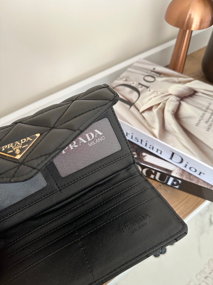 Prada Siyah Deri Kadın Cüzdan - Görsel 4