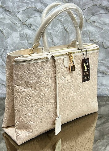 Louis Vuitton Louis Vuitton çanta