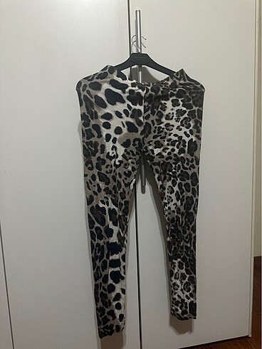 Leopar detaylı tayt